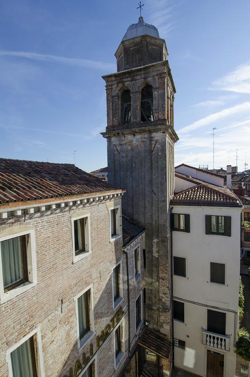 Ai Due Fanali Adults Only Hotel Venice Exterior photo