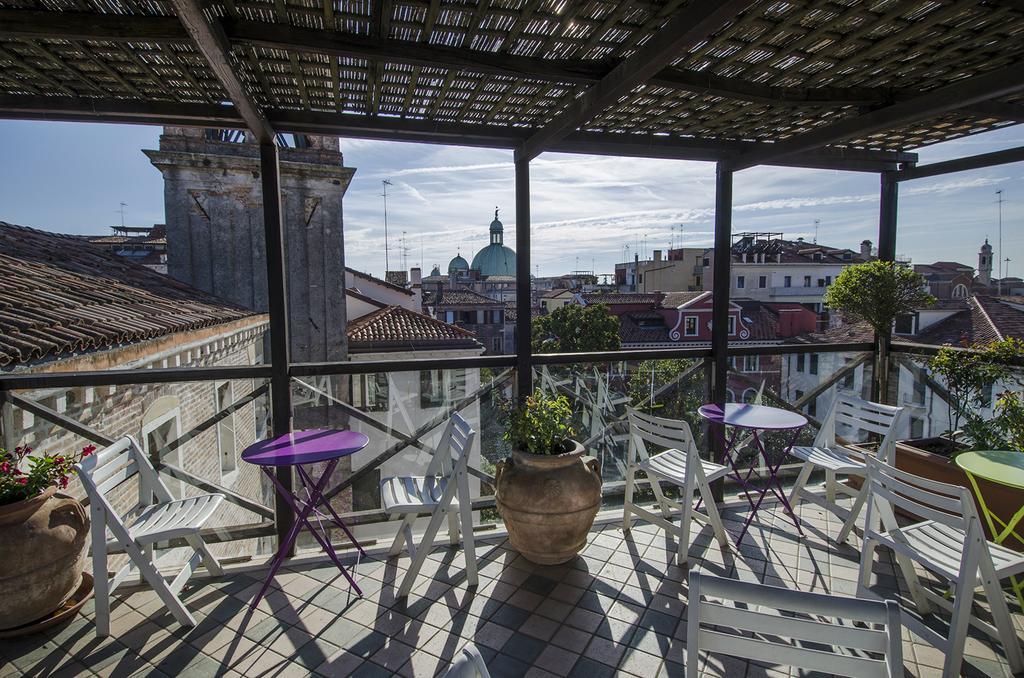 Ai Due Fanali Adults Only Hotel Venice Exterior photo